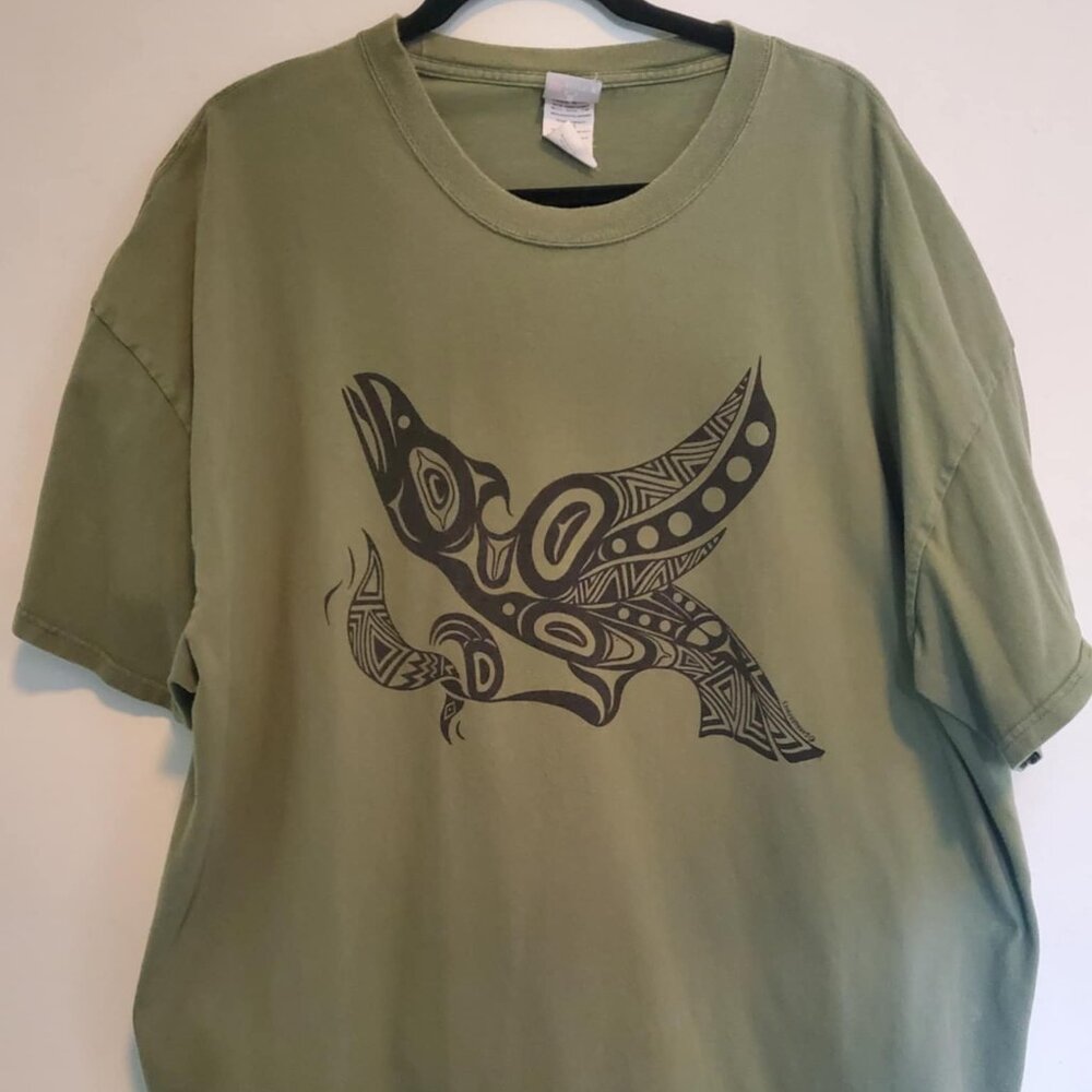 Native Art Seattle Washington USED Tee-Shirt OLIVE GREEN